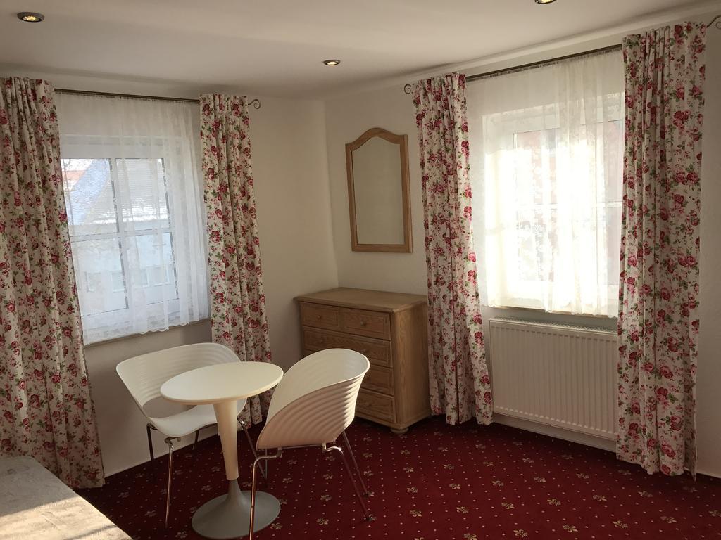 Landhotel Rangau Gasthof & Brennerei Markt Erlbach Экстерьер фото